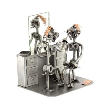 KOSMETIKERIN / VISAGISTIN